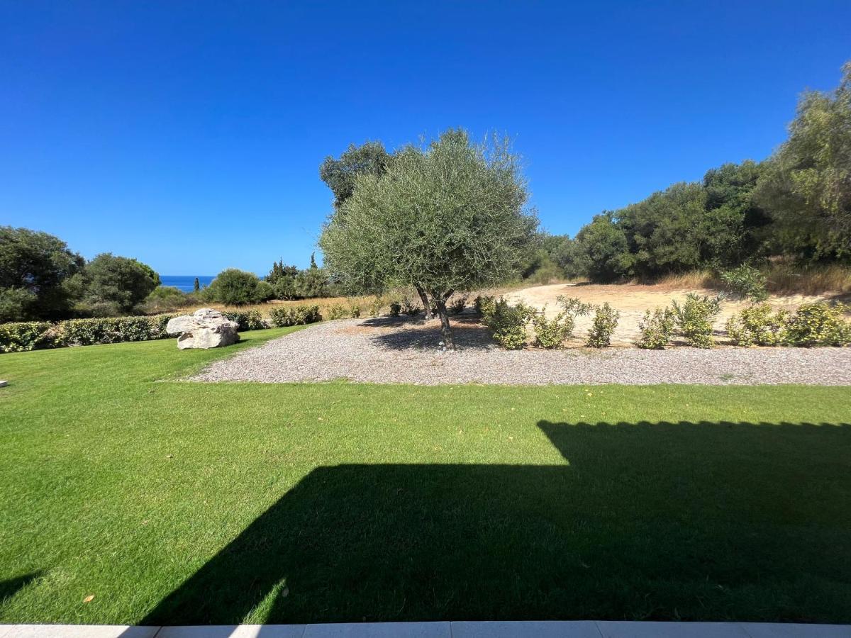 Avithos Blue Villas Svoronata Exterior photo