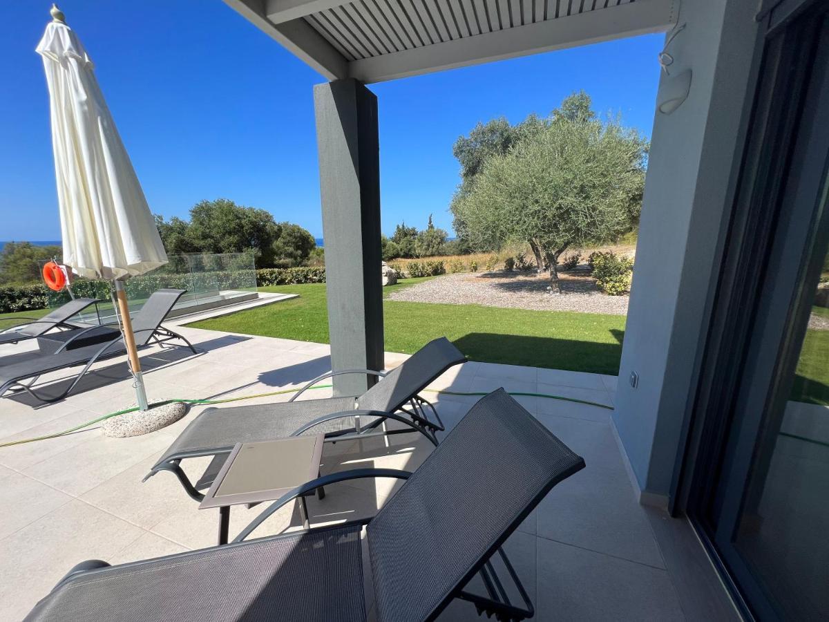 Avithos Blue Villas Svoronata Exterior photo